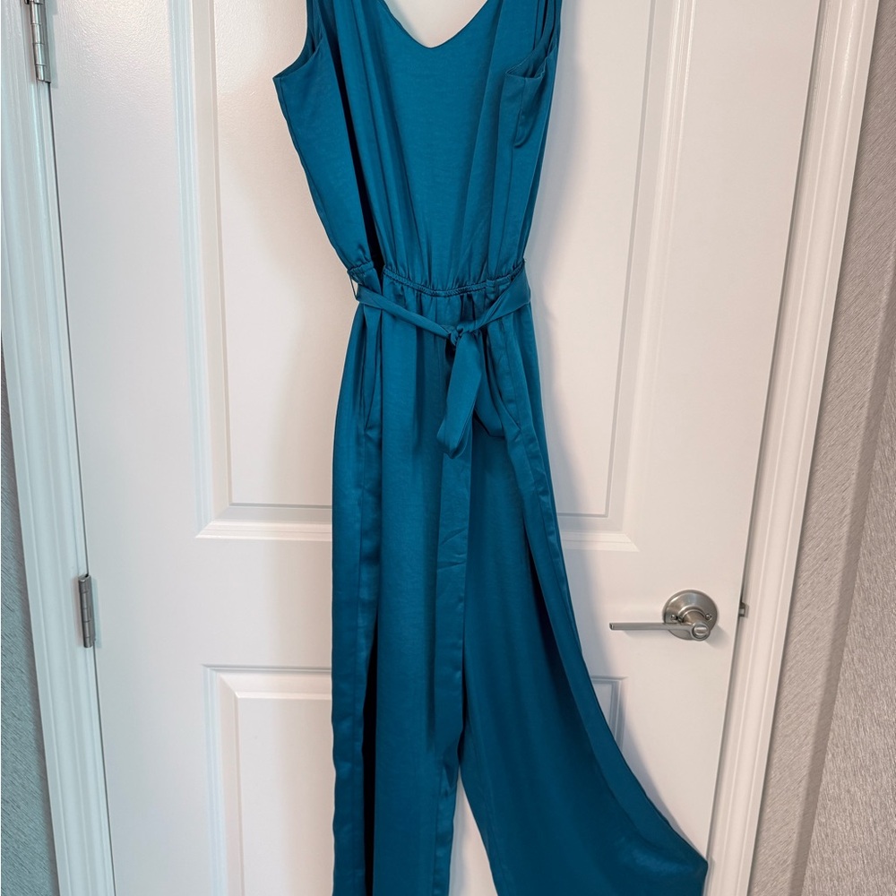 Vince Camuto Turquoise Sleeveless Jumpsuit Size 12. Perfect!